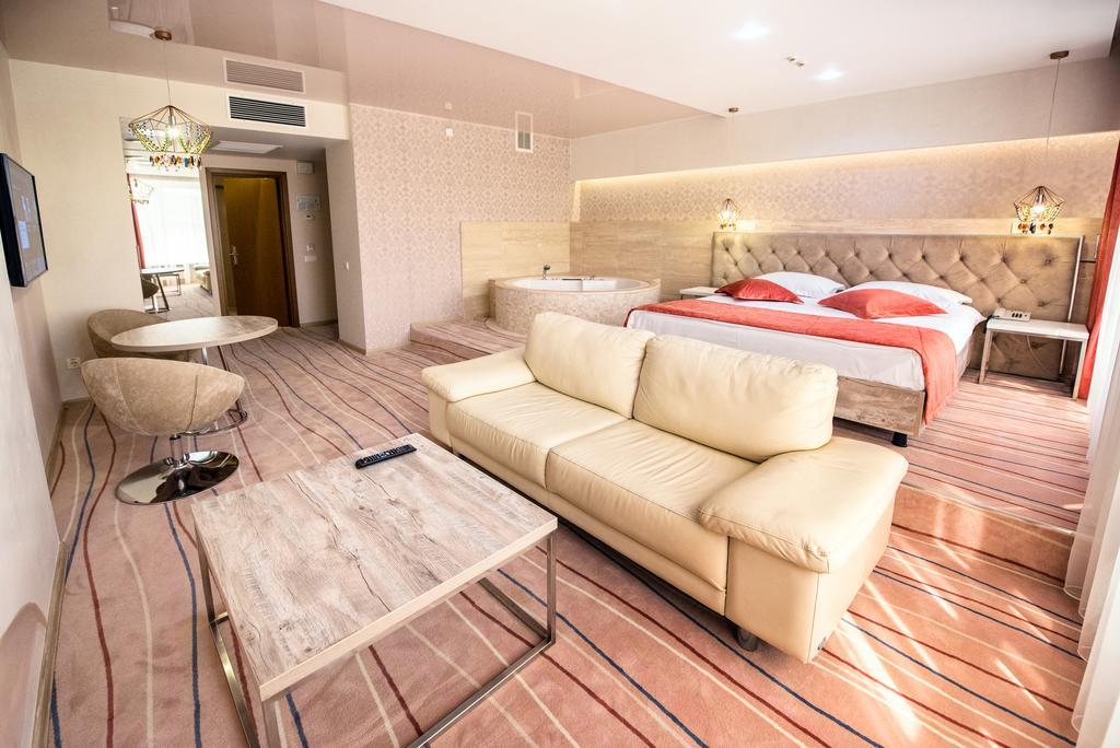 Hotel Palladium Odessa Eksteriør billede